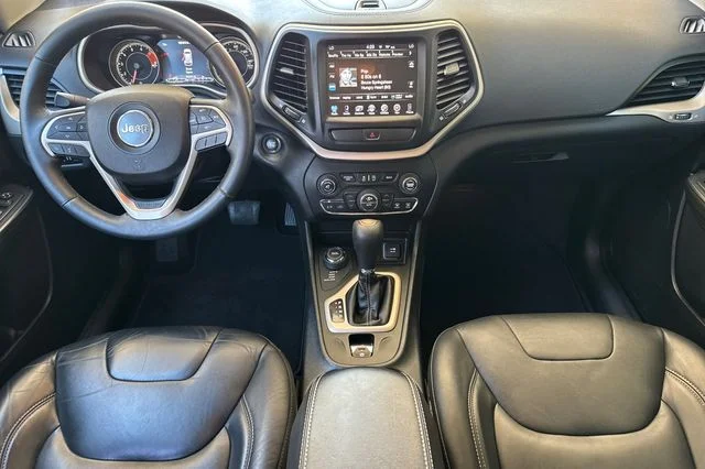 Used 2016 Gray Jeep High Altitude image 15