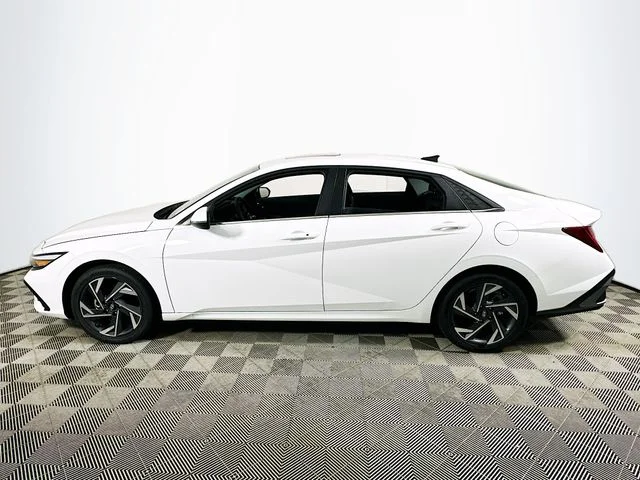 New 2026 Hyundai ELANTRA Limited