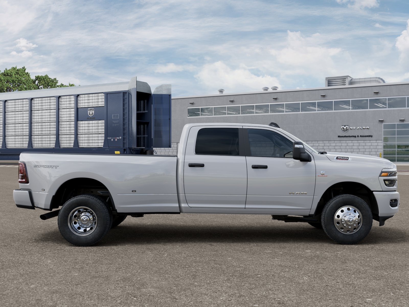 New 2026 Bright White Clear-Coat Exterior Paint RAM BIG HORN image 12