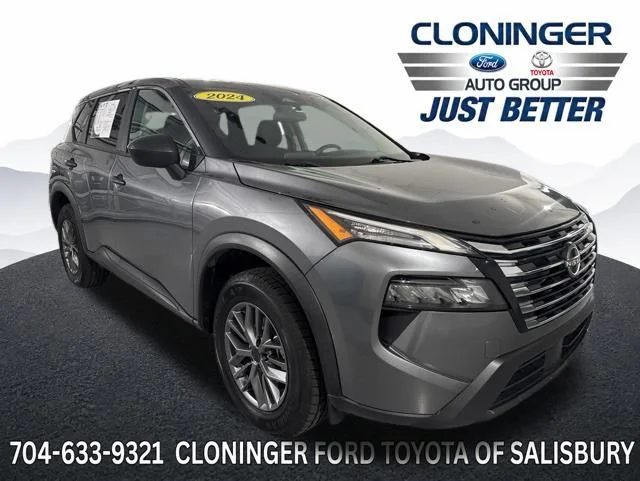 Used 2024 Gray Nissan S image 1