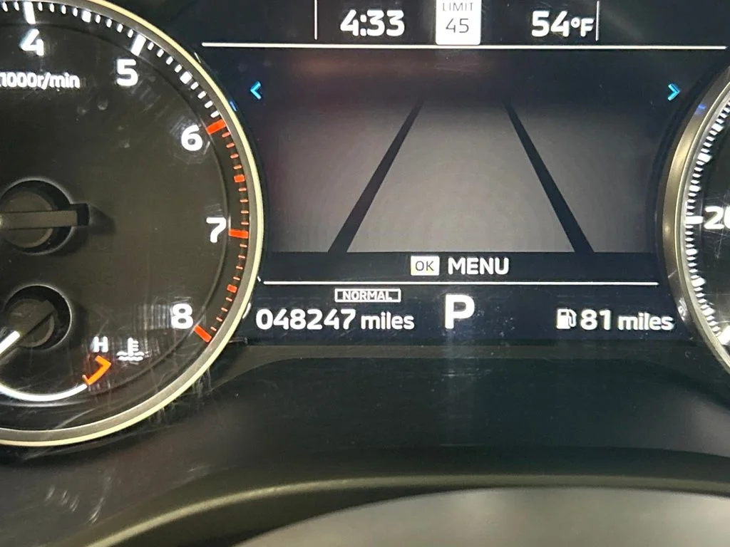 Used 2023  Mitsubishi SE image 20