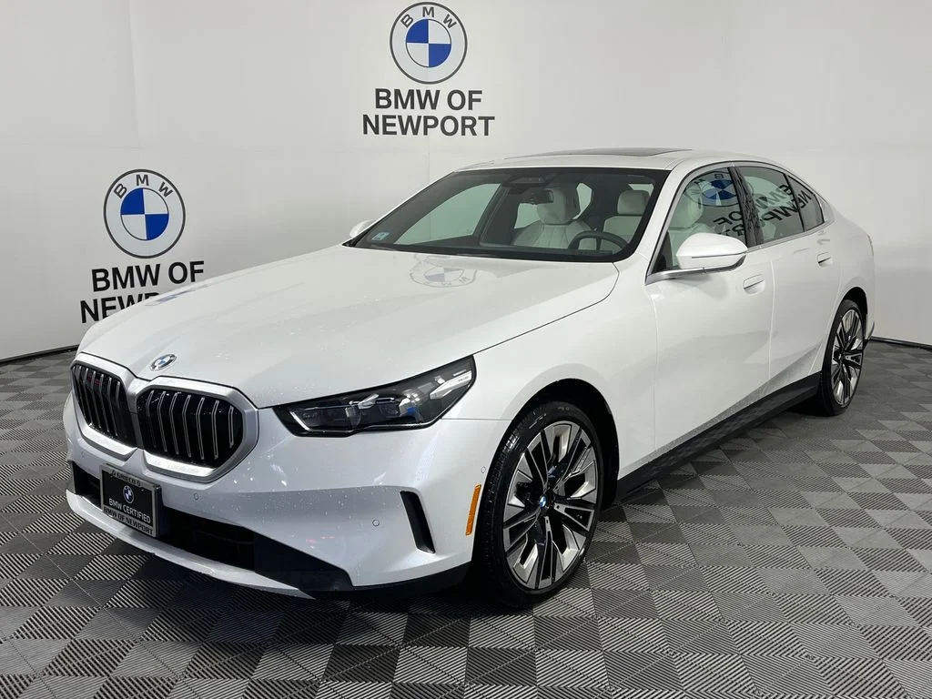 2026 BMW 5 Series 530i xDrive Sedan's photo