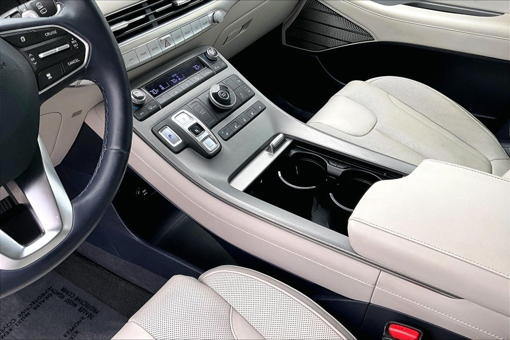 Used 2021 Gray Hyundai Limited image 12
