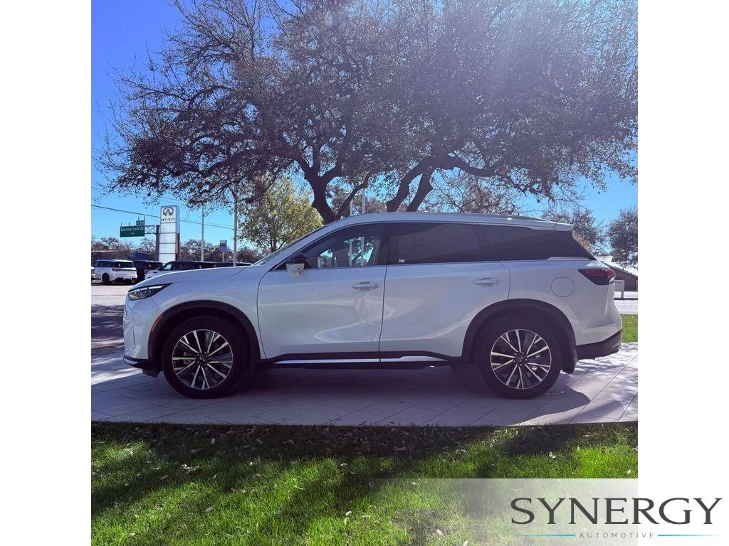 2026 INFINITI QX60 LUXE - Photo 9