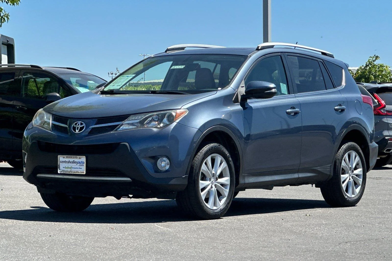 Used 2013 Shoreline Blue Pearl Toyota Limited image 7
