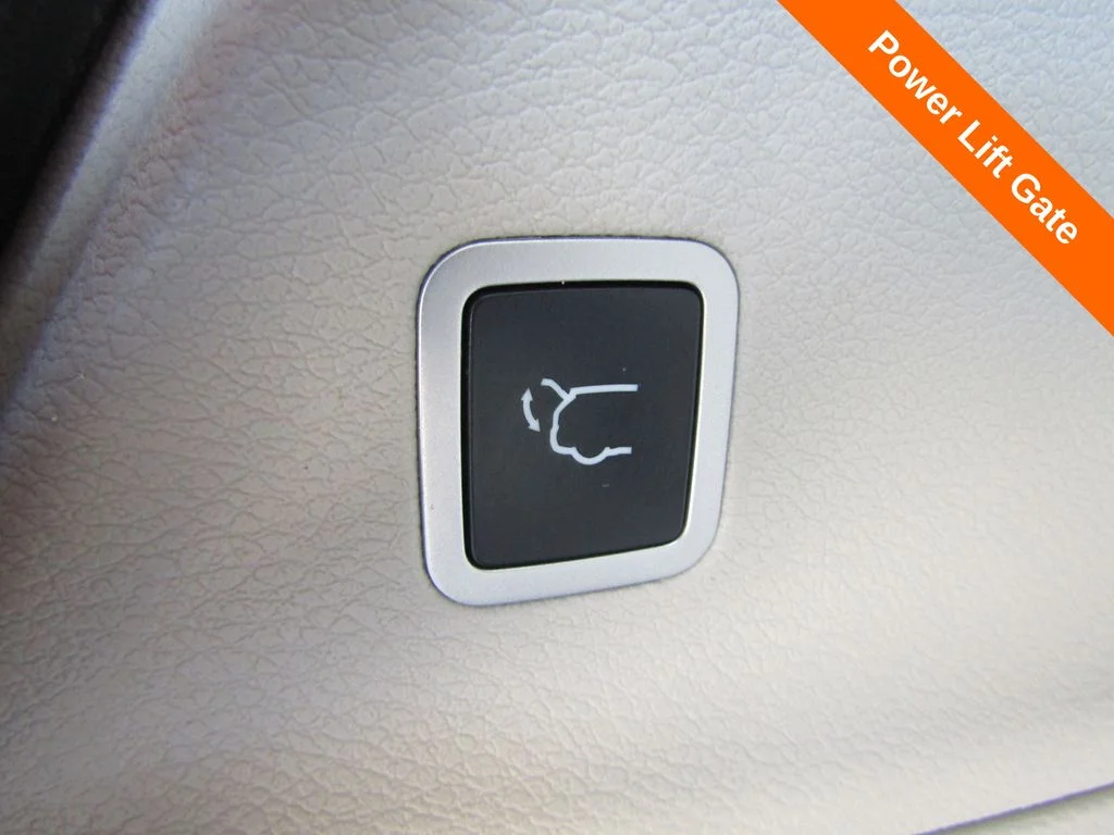 Used 2021 Gray Chrysler Touring L image 20