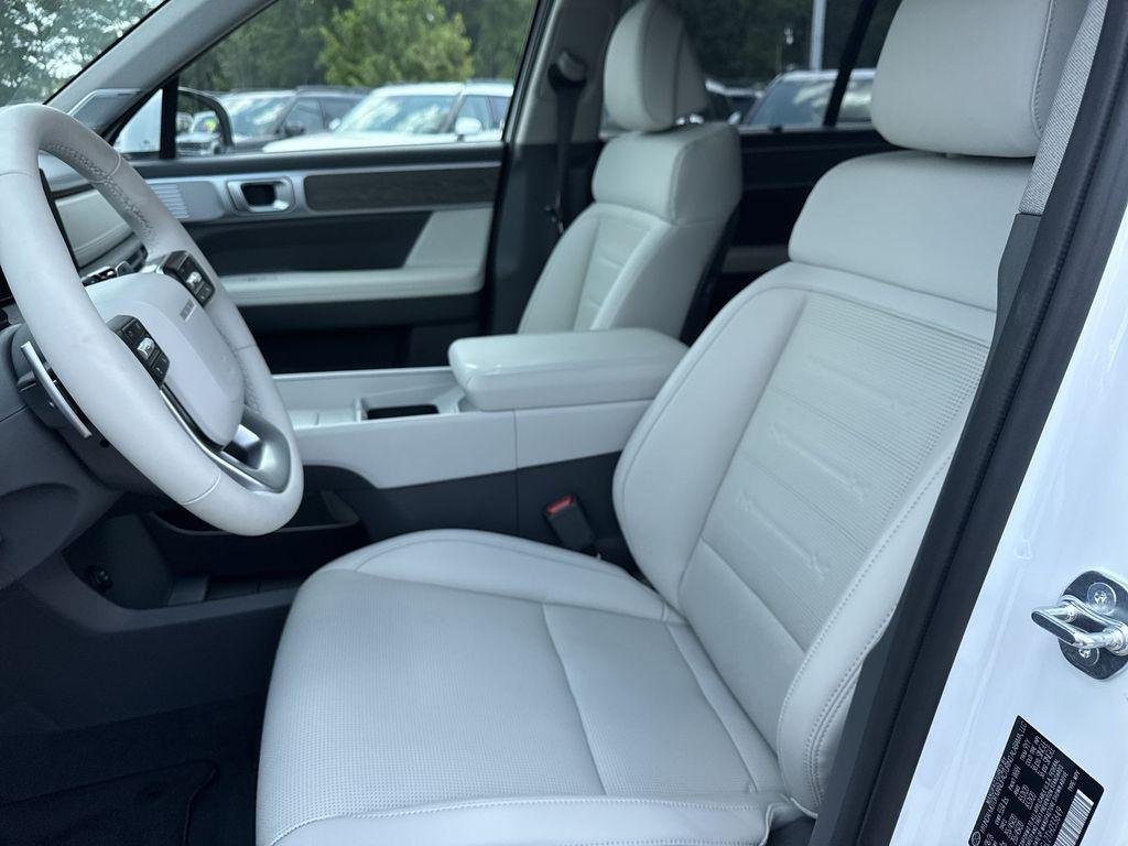 New 2026 White Hyundai Limited FWD image 13