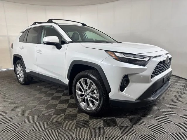 Used 2024 Pearl Toyota XLE Premium image 1