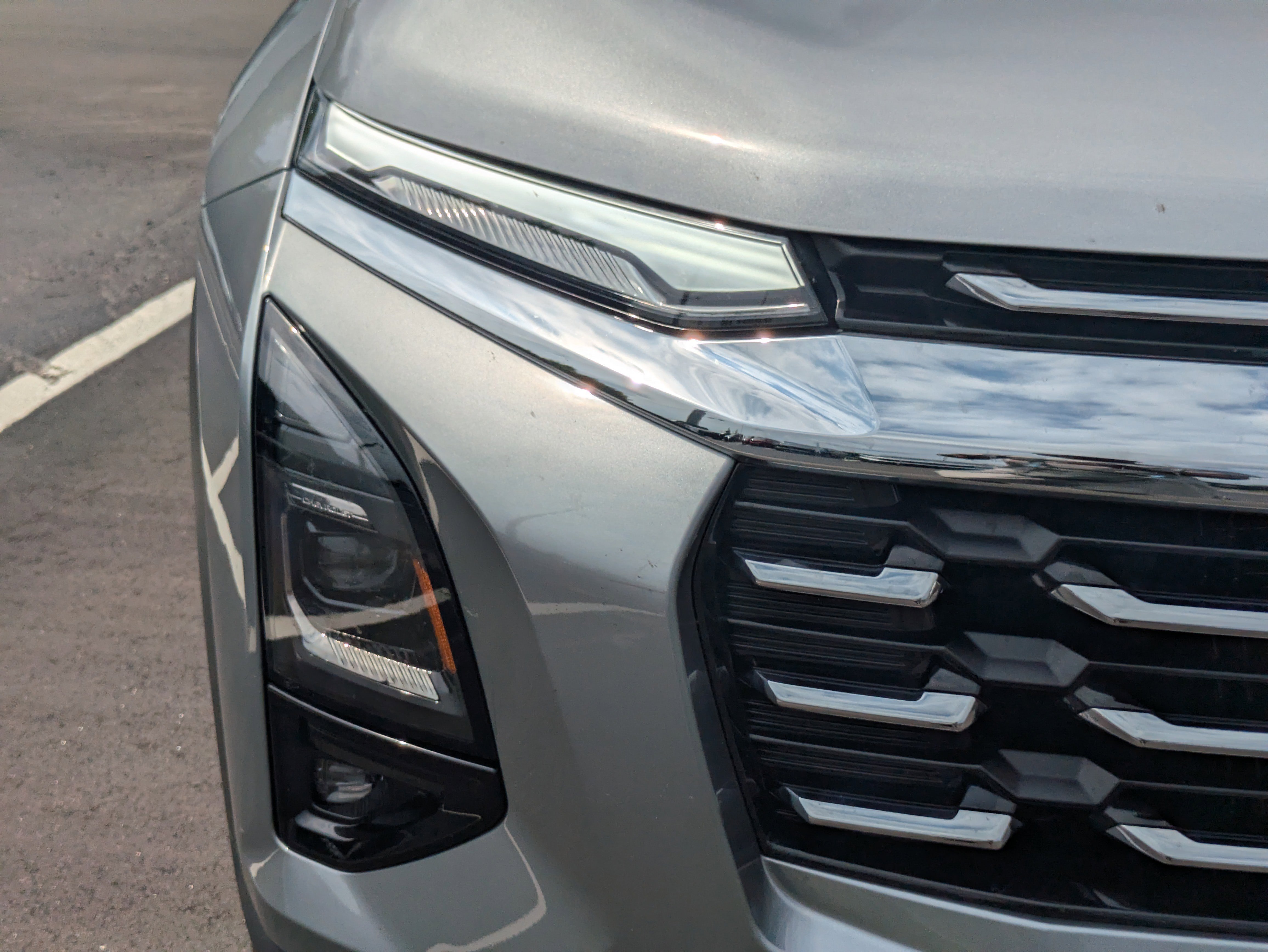 Used 2026 Sterling Gray Metallic Chevrolet FWD LT image 14