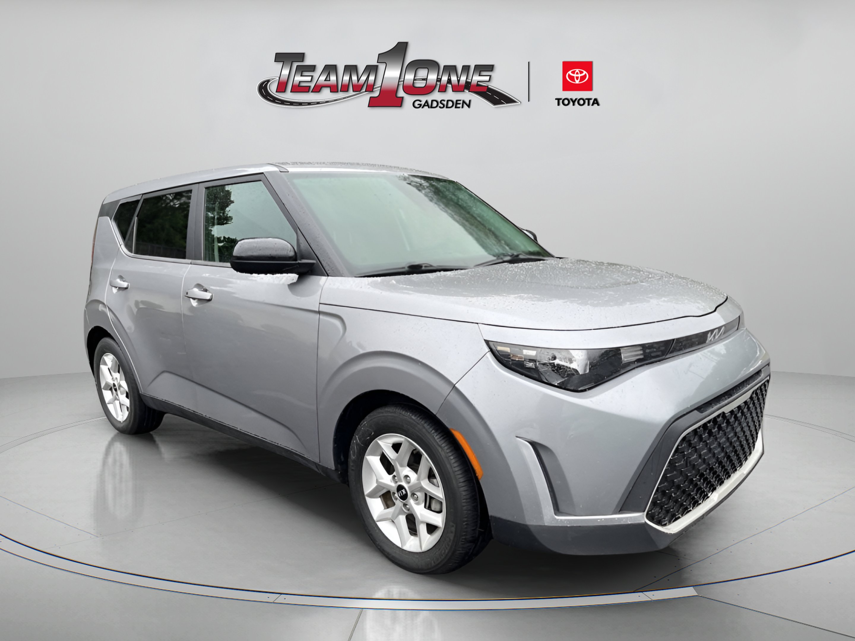 2023 Kia Soul 2.0L S IVT's photo