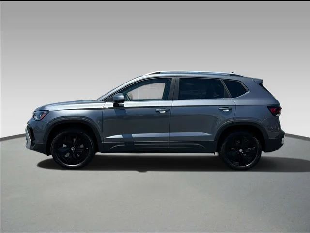 New 2026 Platinum Gray Metallic Volkswagen 1.5T SE image 3