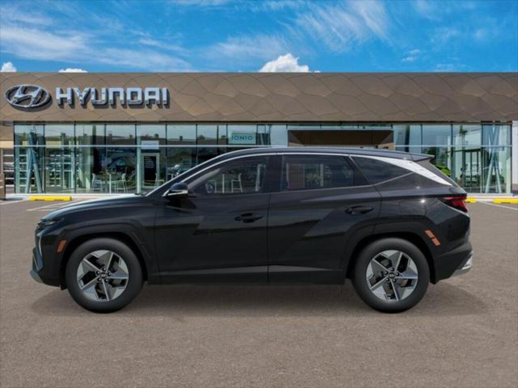New 2026 Ash Black Hyundai SEL AWD image 3