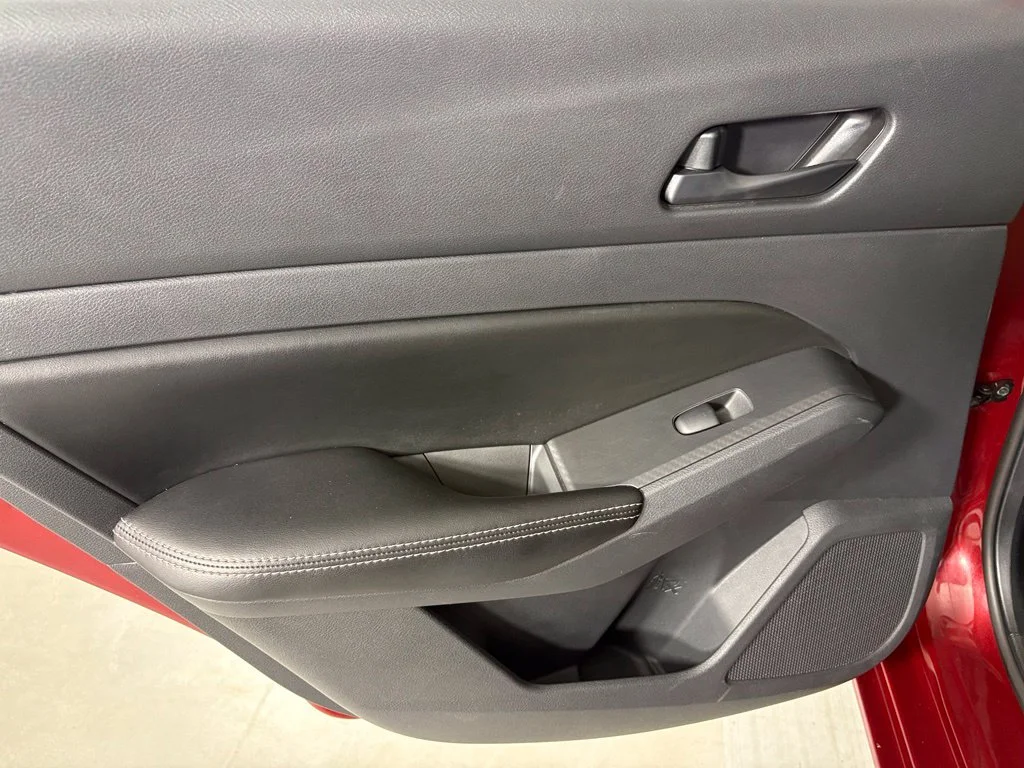 Used 2024 Red Nissan 2.5 SV image 32