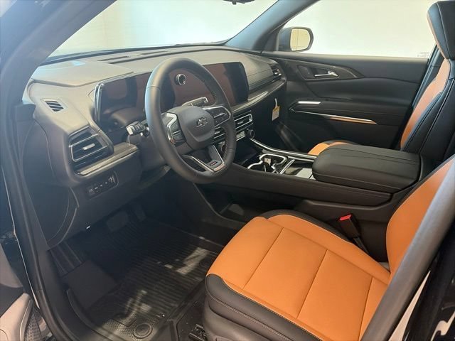 2027 Chevrolet Traverse Z71 - Photo 8