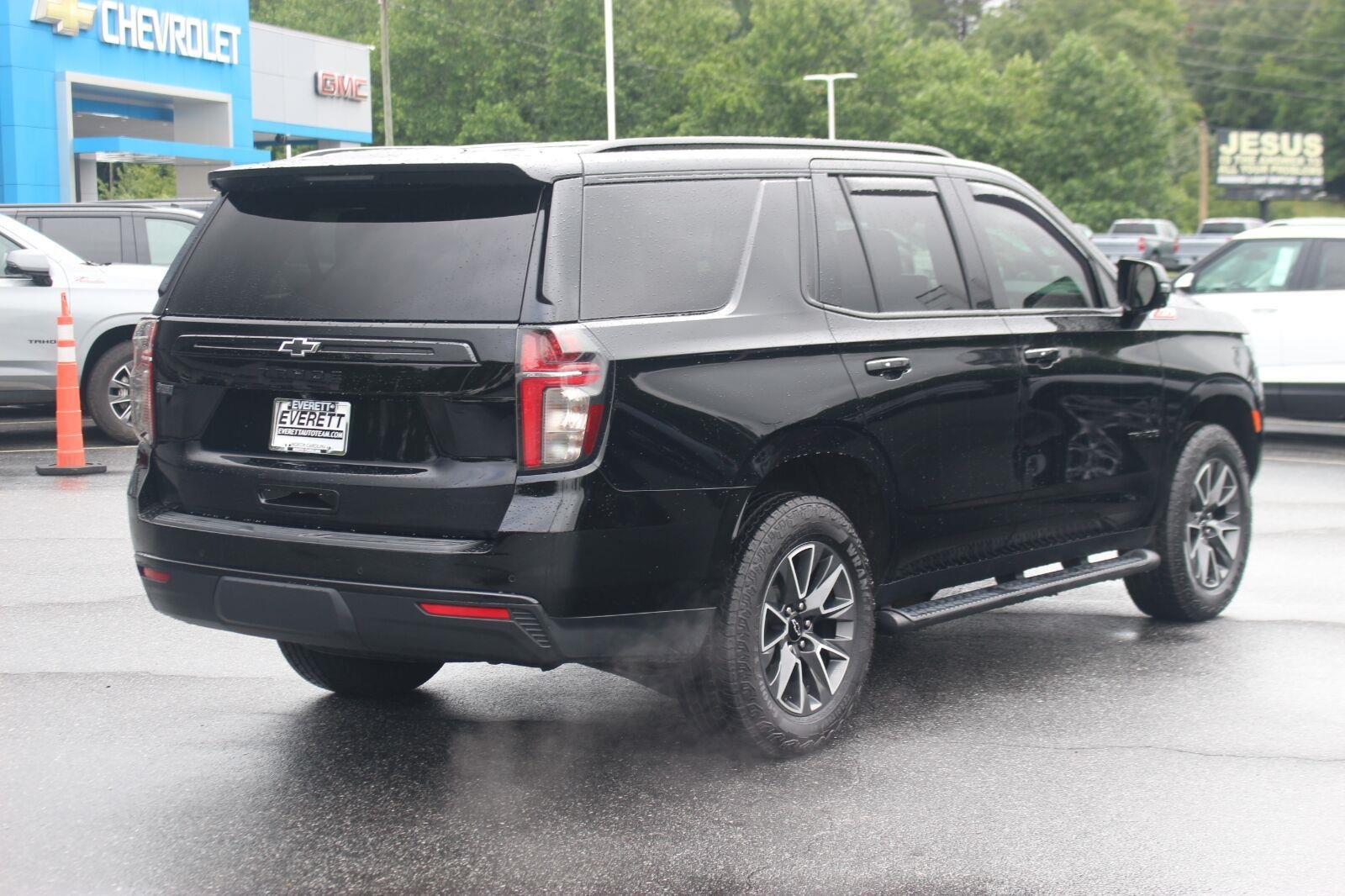 Used 2024 Black Chevrolet Z71 image 7