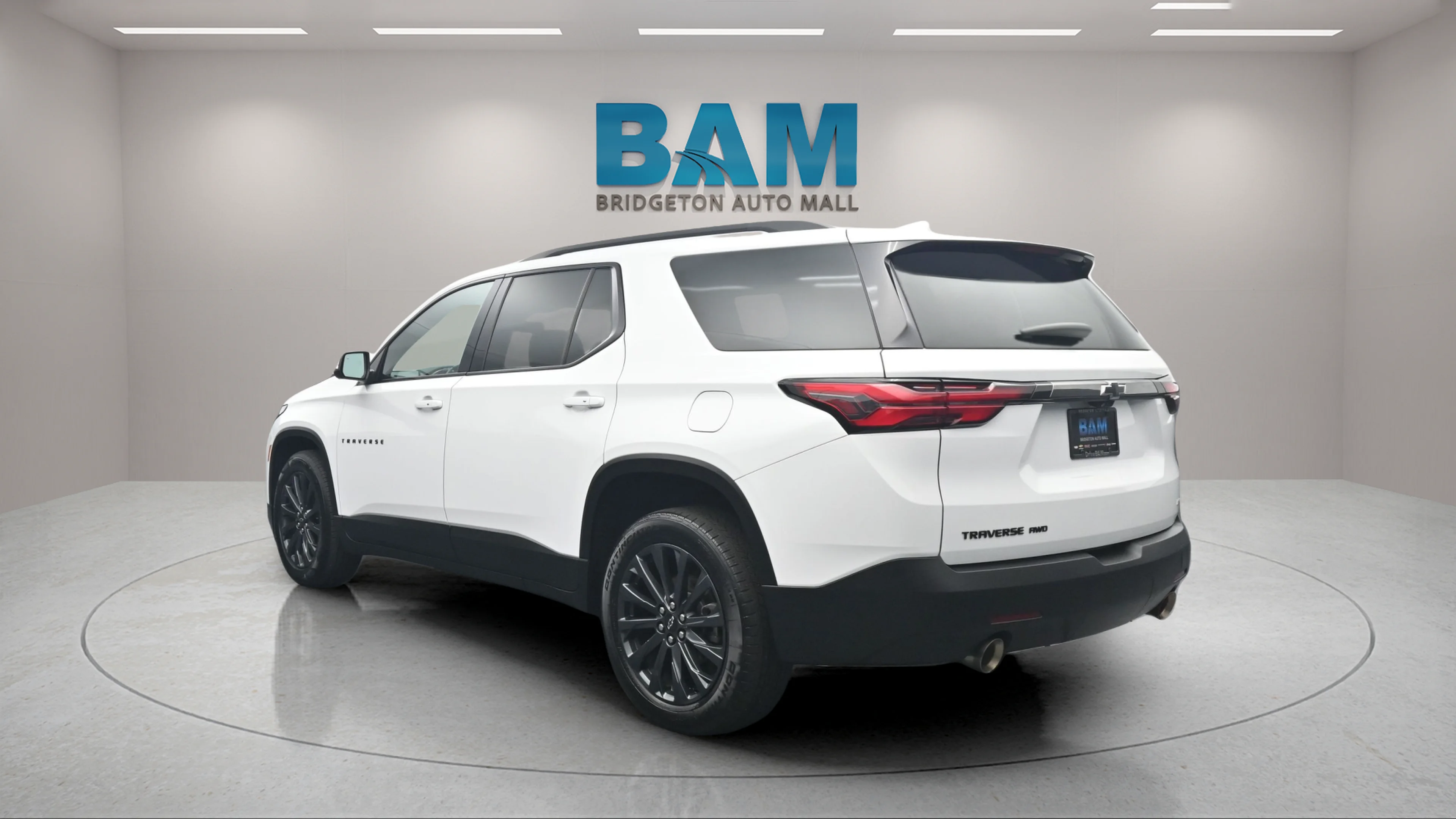 Used 2023 Summit White Chevrolet RS image 4