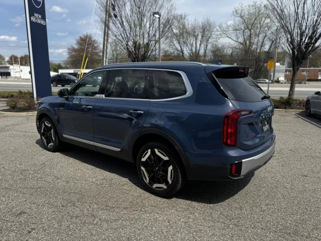 2023 Kia Telluride S - Photo 10