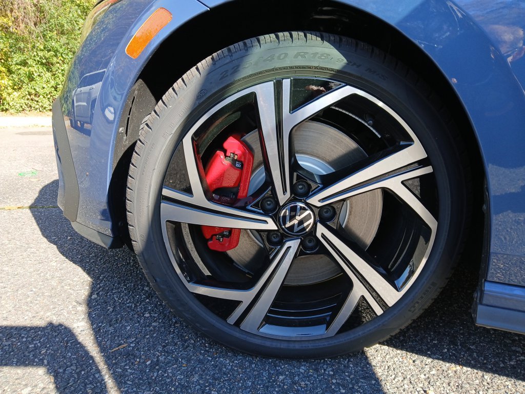 New 2026 Blue Volkswagen SE image 27
