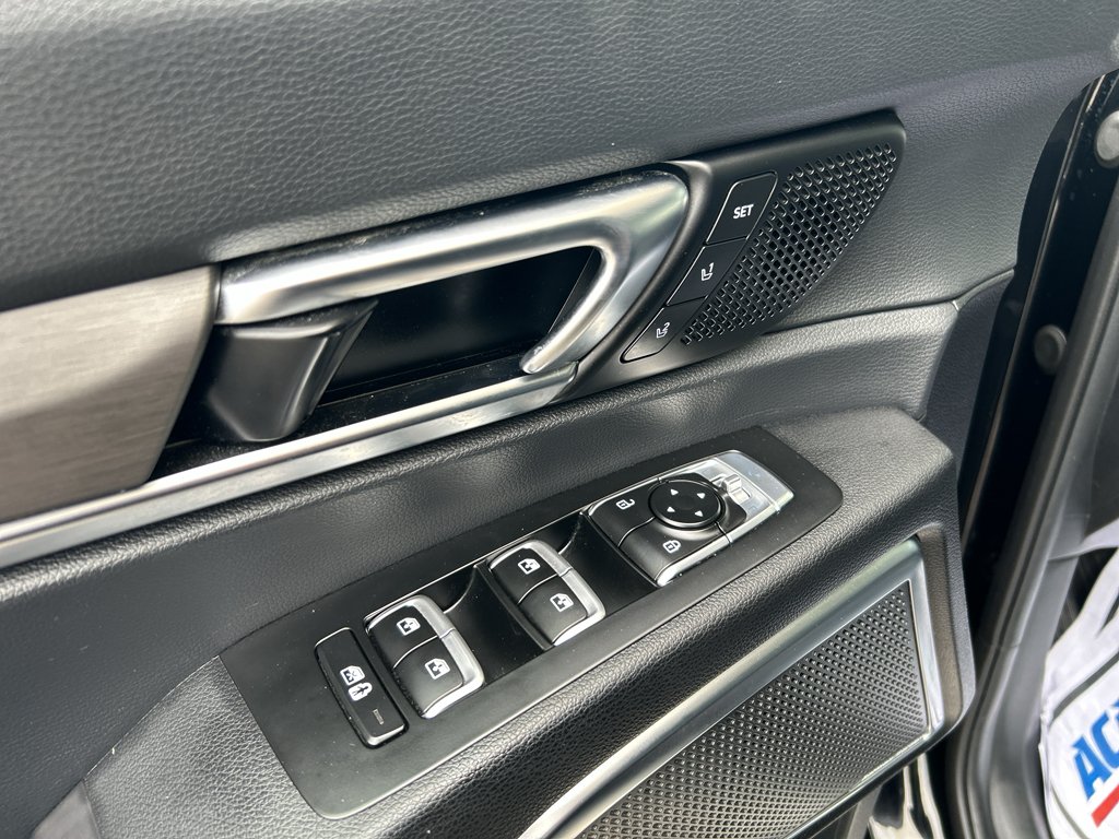 Used 2024 Ebony Black Kia SX Prestige X-Pro image 18