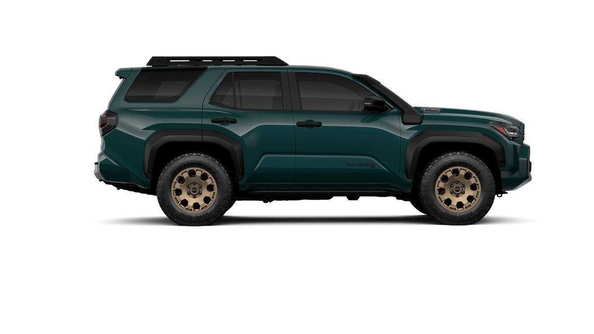 New 2026 Everest Toyota Trailhunter image 12