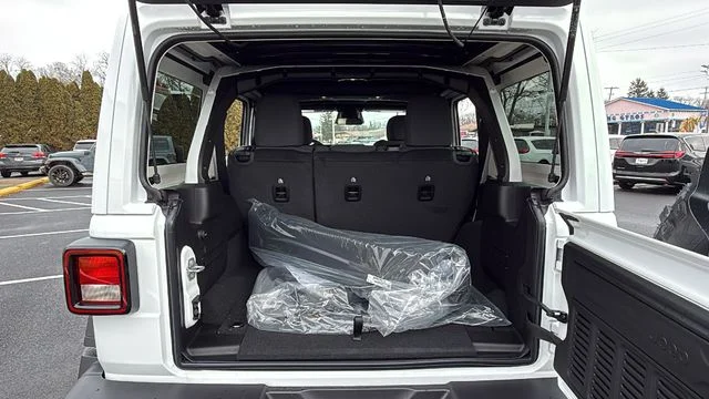 New 2026 Bright White Clear-Coat Exterior Paint Jeep Willys image 26