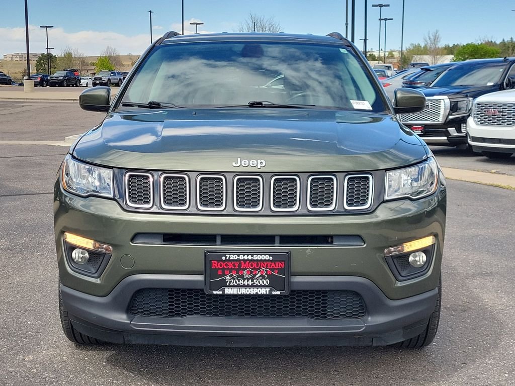 Used 2018 Green Jeep Latitude image 8