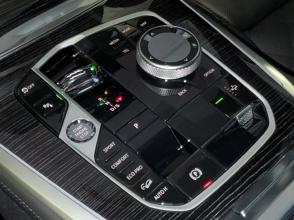New 2027 Skyscraper Grey Metallic BMW xDrive40i image 26