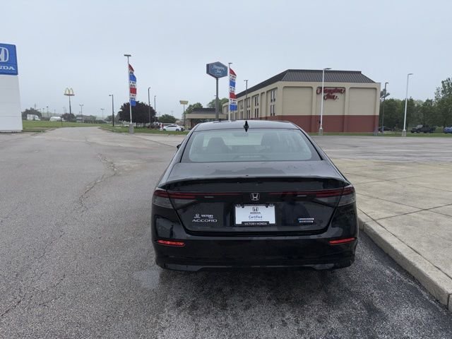 Used 2023  Honda Touring image 6