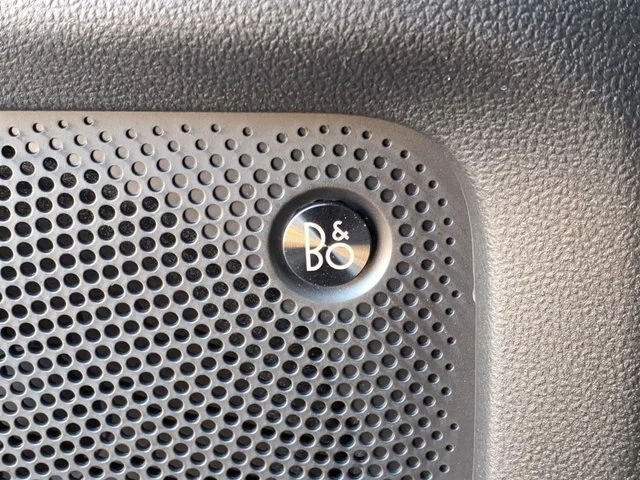 New 2026 Carbonized Gray Metallic Ford Badlands image 37