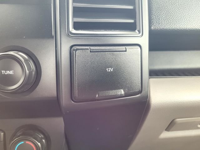 Used 2020 White Ford XL image 16