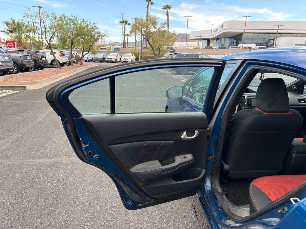 Used 2015 Blue Honda Si image 6