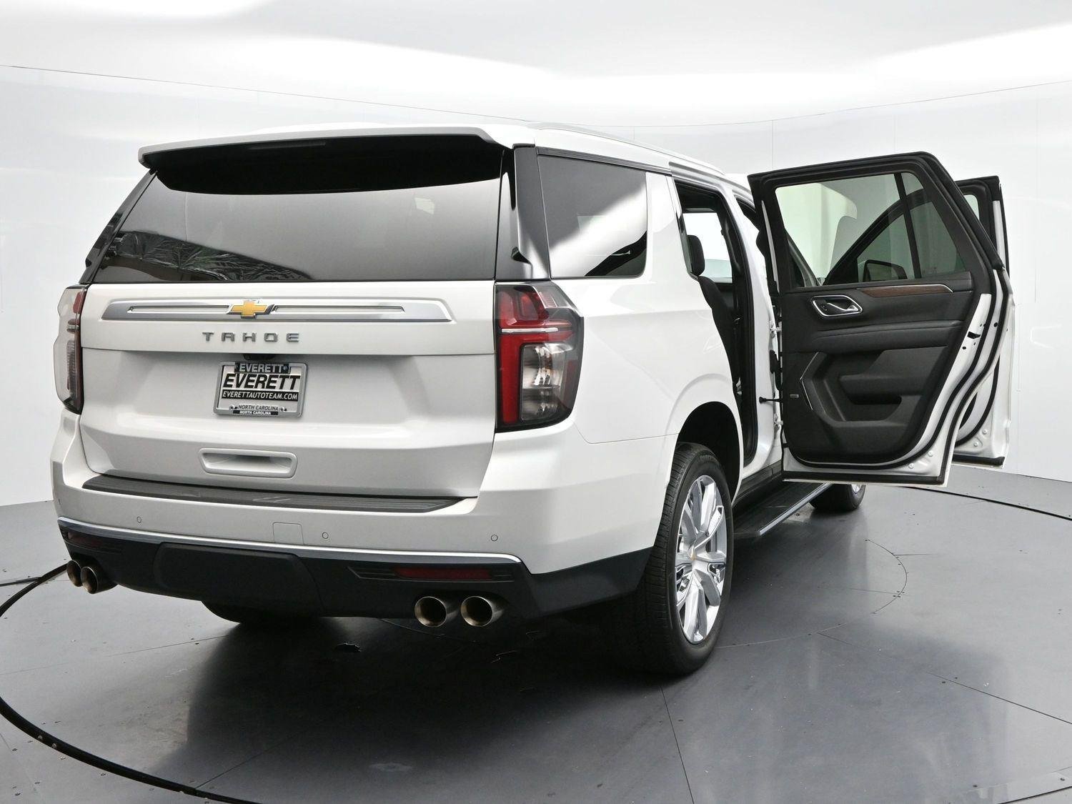 Used 2024 Iridescent Pearl Tricoat Chevrolet High Country image 44