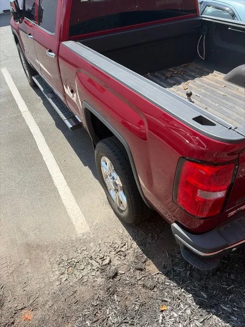 Used 2018 Red GMC SLT image 13