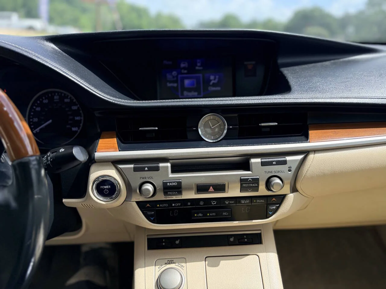 Used 2013 Gray Lexus Base 4dr Sedan image 20