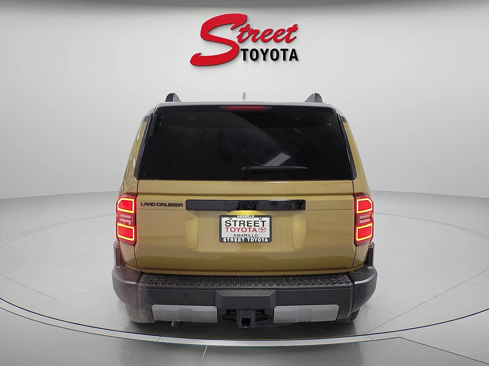 Certified Used 2024 TRAIL DUST Toyota  image 3