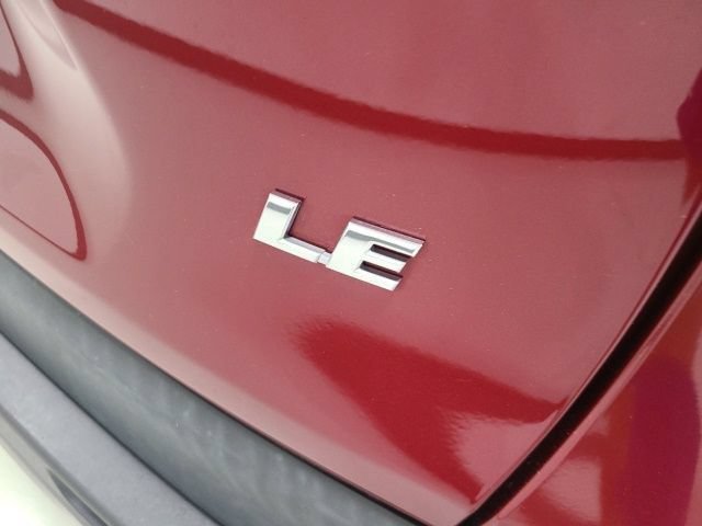 Certified Used 2019 Ruby Flare Pearl Toyota LE image 8