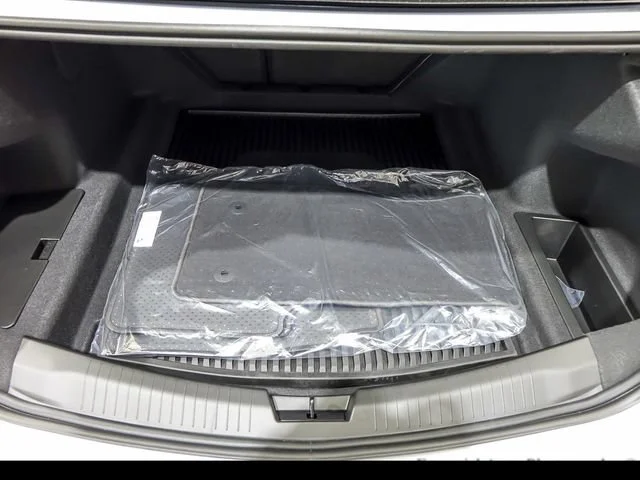 New 2026 Vibrant White Tricoat Cadillac Premium Luxury image 21