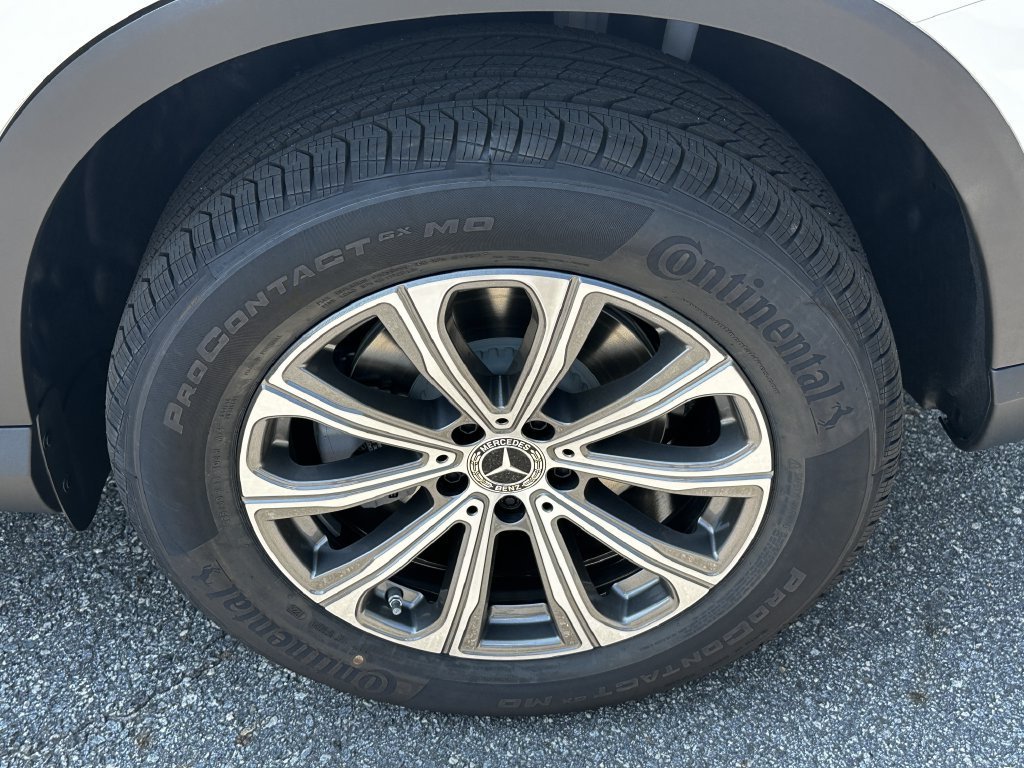 New 2027 Polar White Mercedes-Benz GLC 300 image 60