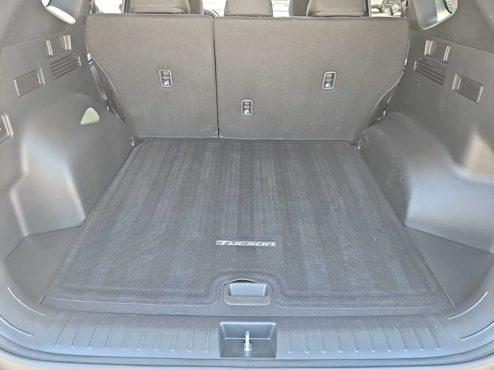 Certified Used 2024 Titan Gray Hyundai SEL image 33