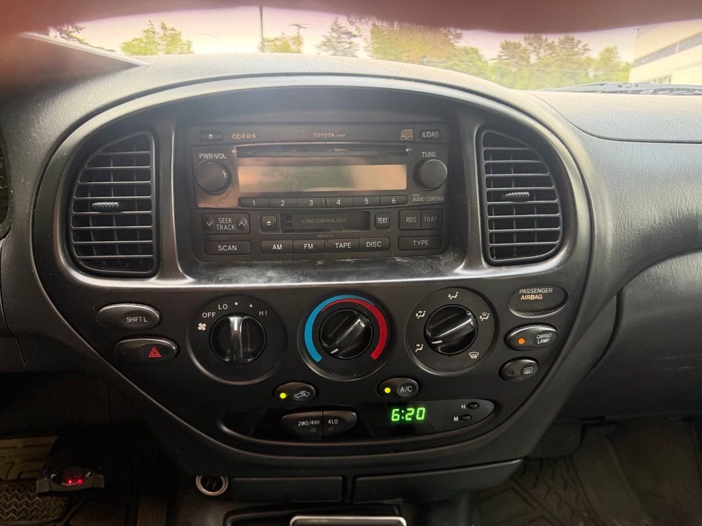 Used 2006  Toyota  image 20