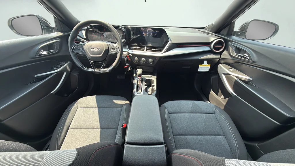 2026 Chevrolet Trax RS - Photo 28
