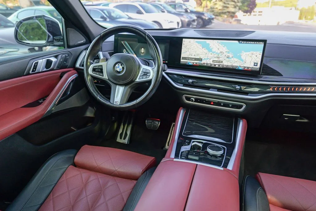 Used 2024 Alpine White BMW xDrive40i image 41