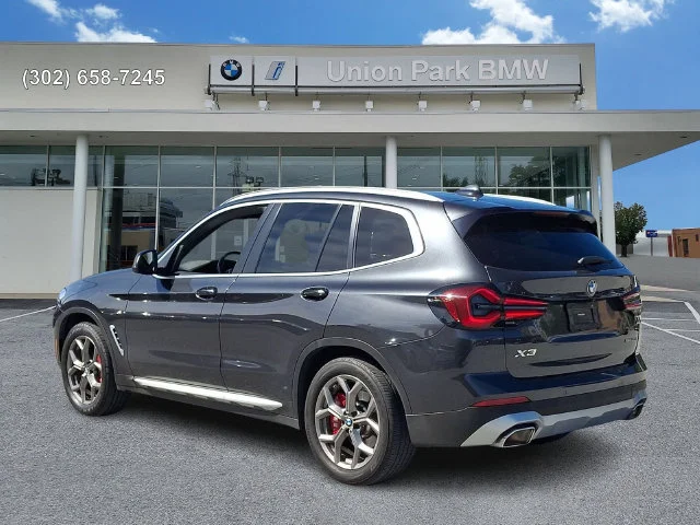 Used 2022 Dark Graphite Metallic BMW xDrive30i image 6