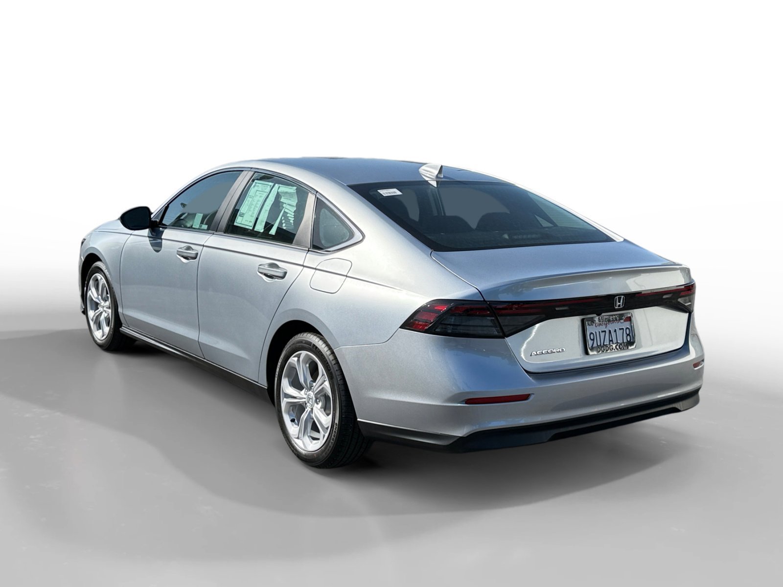 Used 2025 Solar Silver Metallic Honda LX image 3