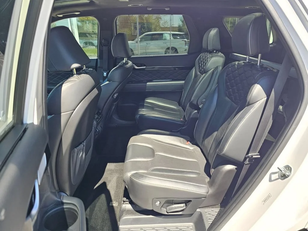 Used 2020 White Hyundai Limited image 17