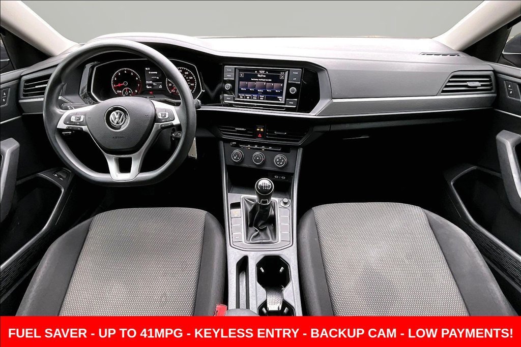 Used 2021 Gray Volkswagen 1.4T S image 7