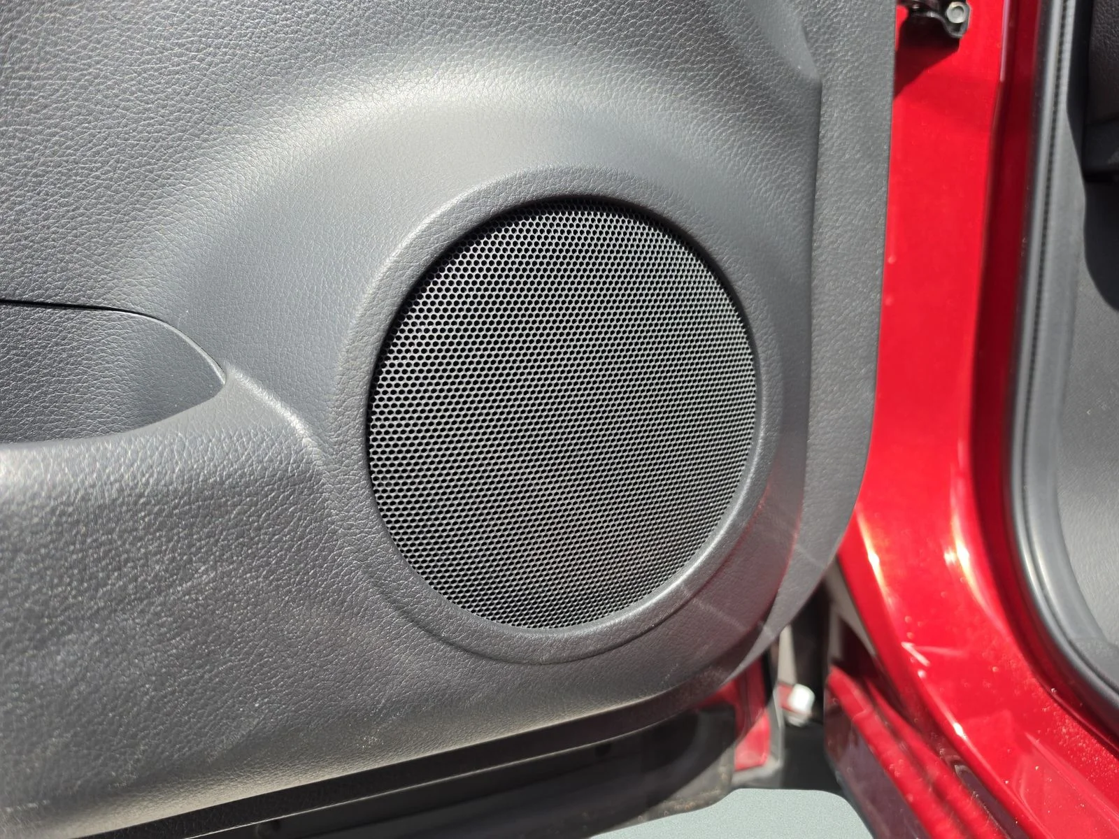 Used 2022 Red Nissan SV image 21