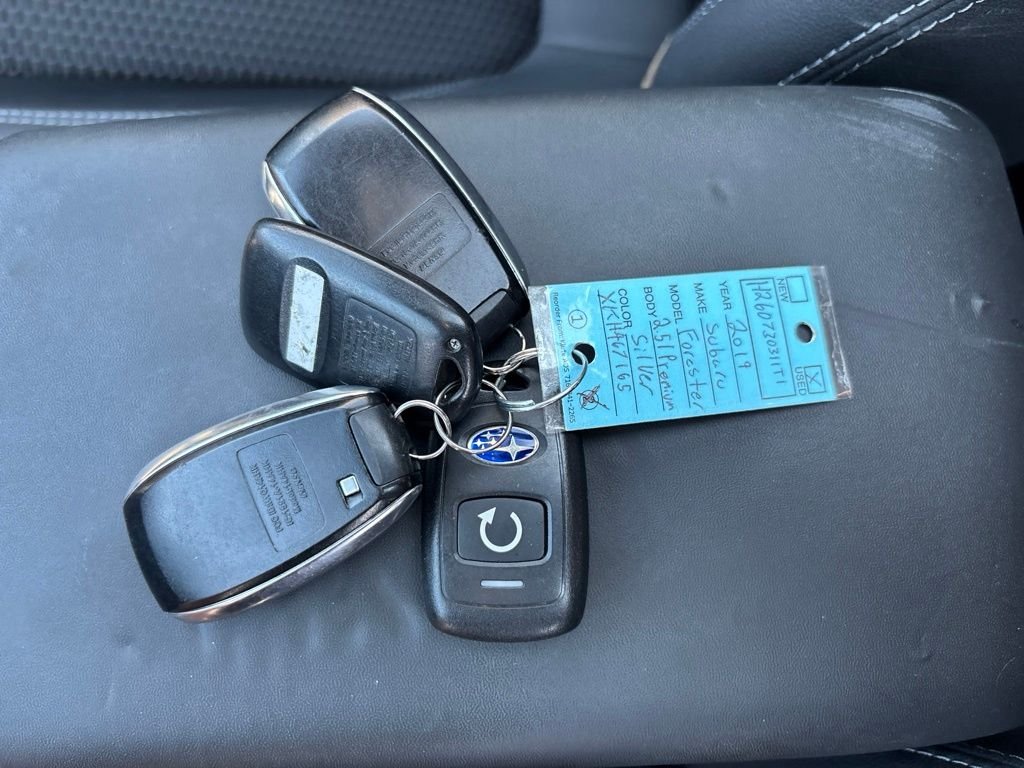 Used 2019 Silver Subaru Premium image 33