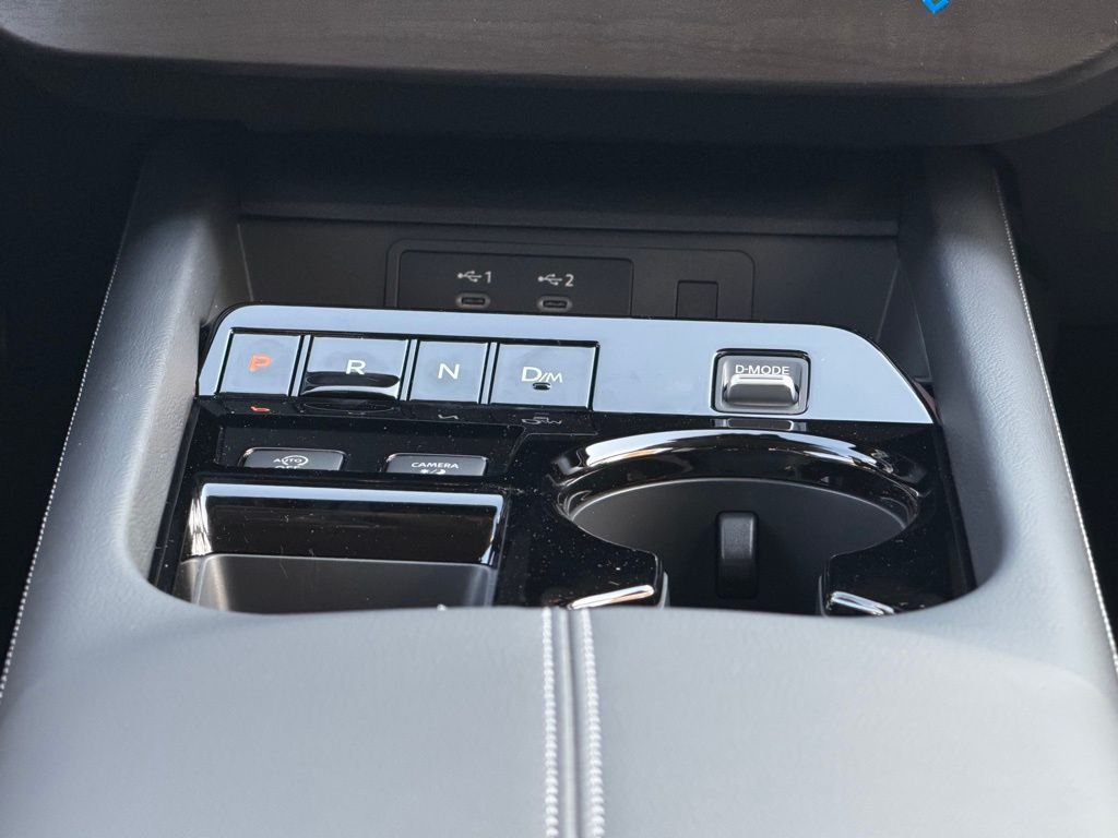 New 2026 Everest White Pearl TriCoat Nissan SL image 25