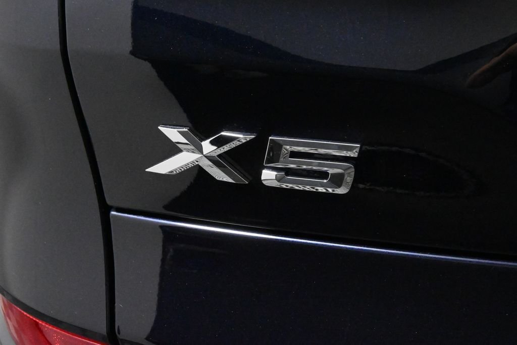Used 2026 Black BMW xDrive50e image 43